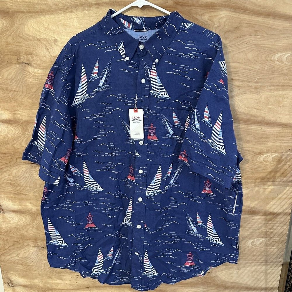 NWT IZOD Men's Short Sleeve Button Front Shirt XXL Chambray Sailboat Big & Tall